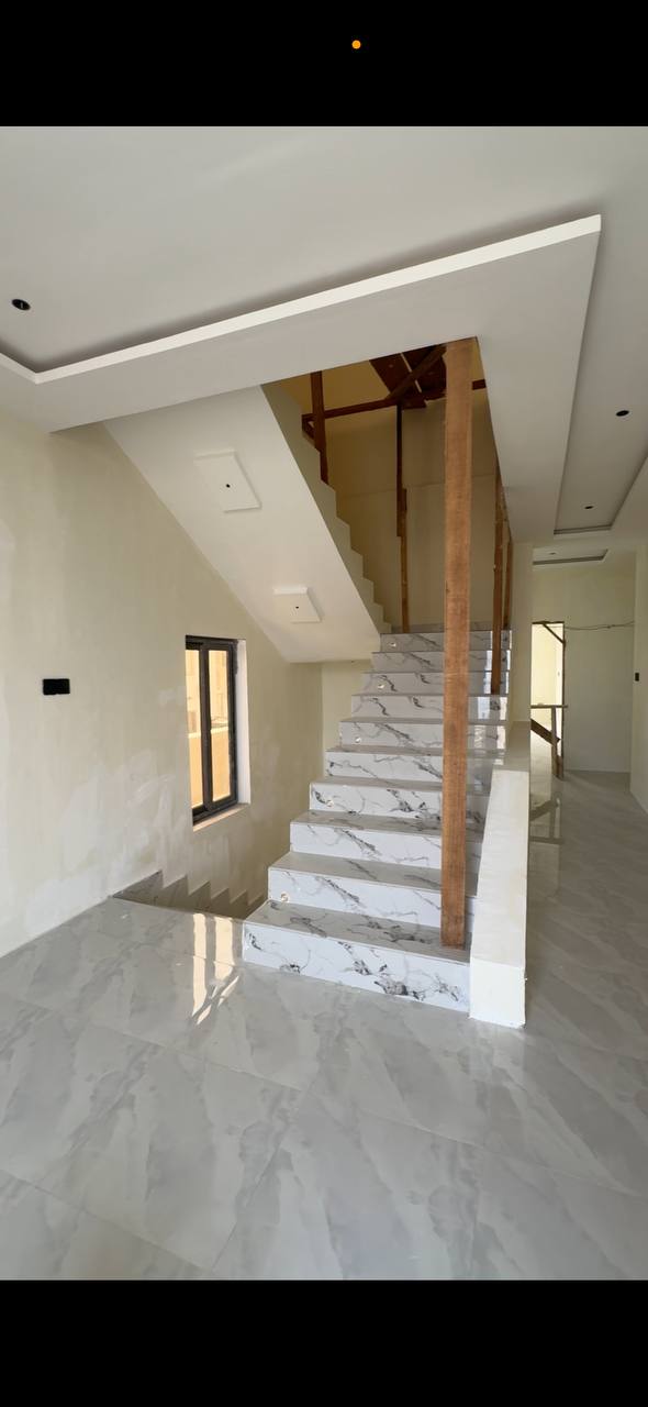 Marble Staircase Finishing